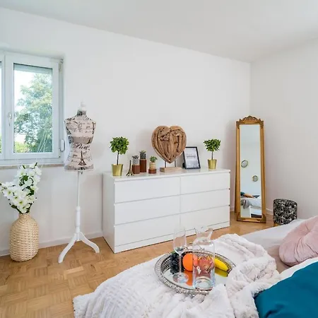 Og2 R 3-zimmer 15min Bis Salzburg Freilassing